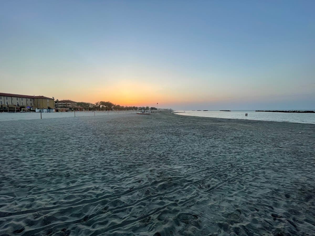 Spiaggia Libera Igea Marina photo