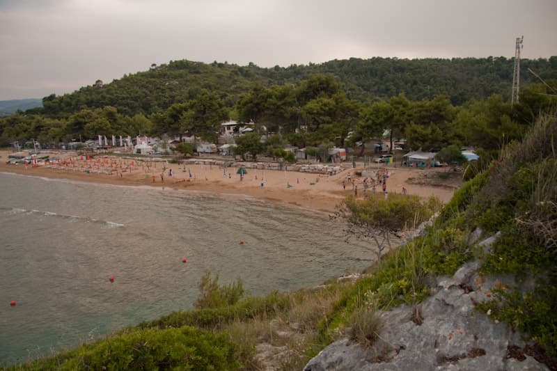 Spiaggia stretta photo