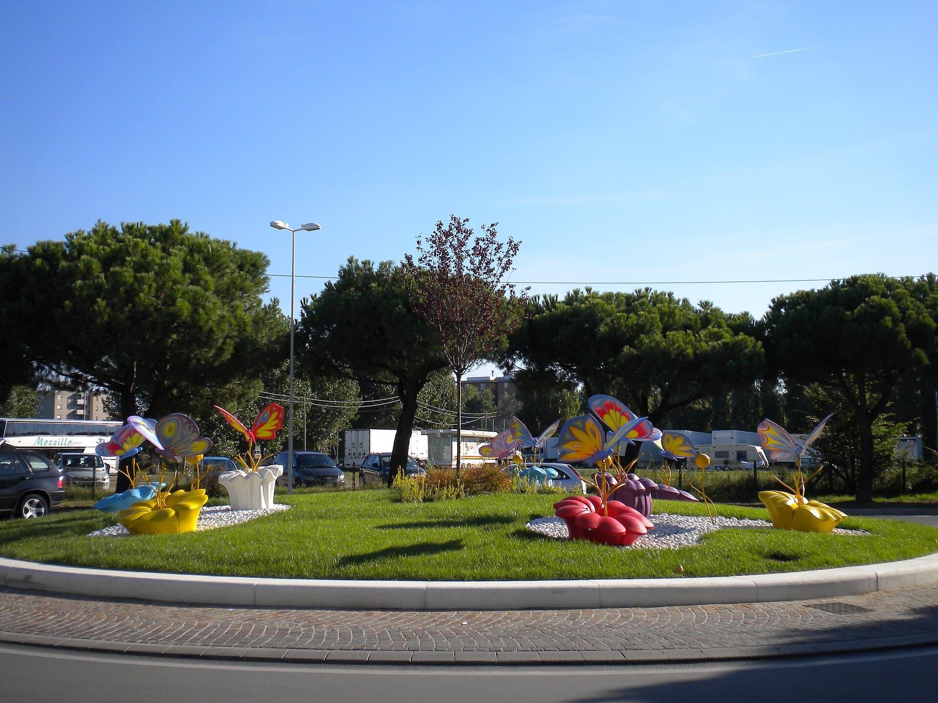 Centro direzionale spiaggia San Martino photo