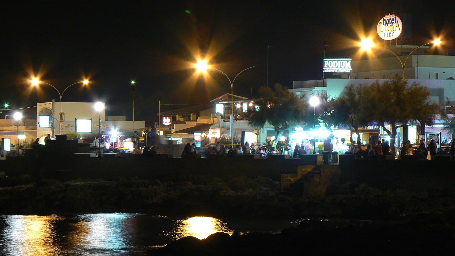 Isola Beach photo