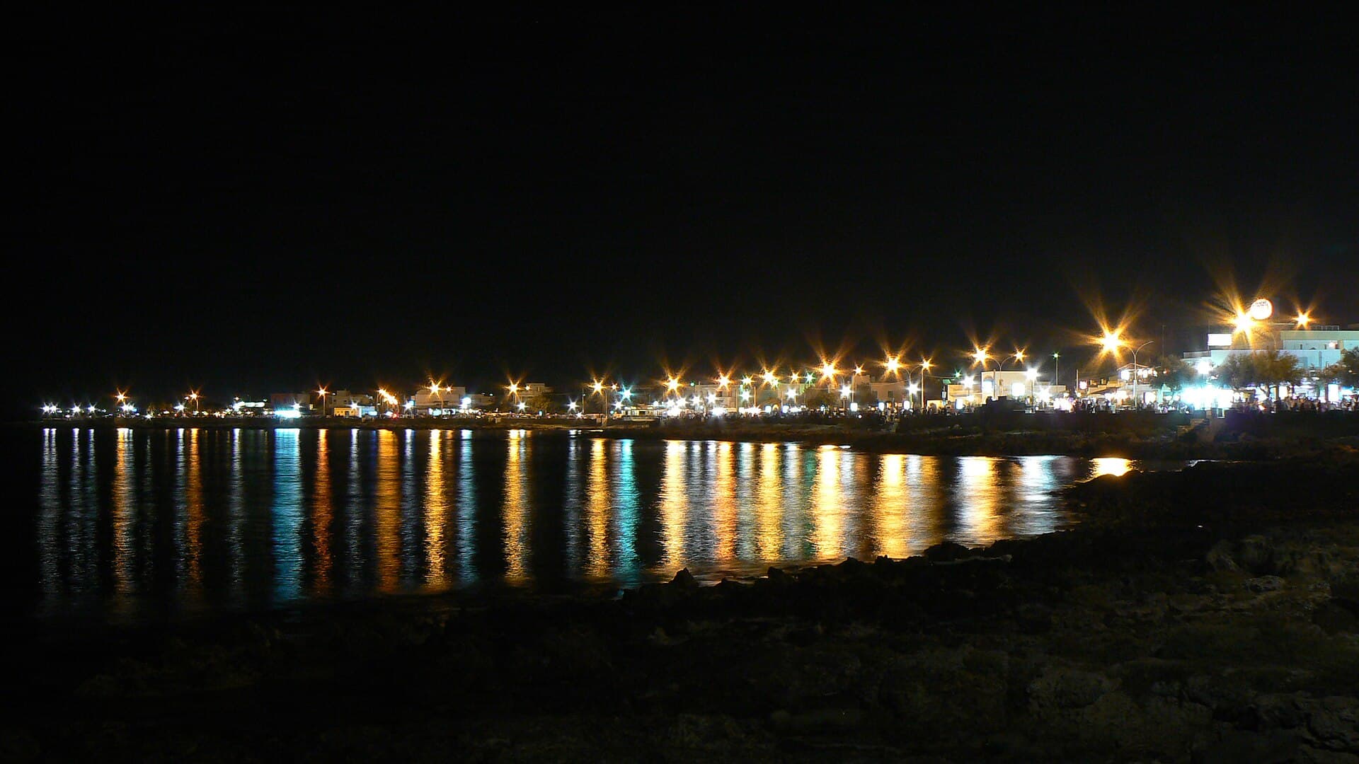 Isola Beach photo