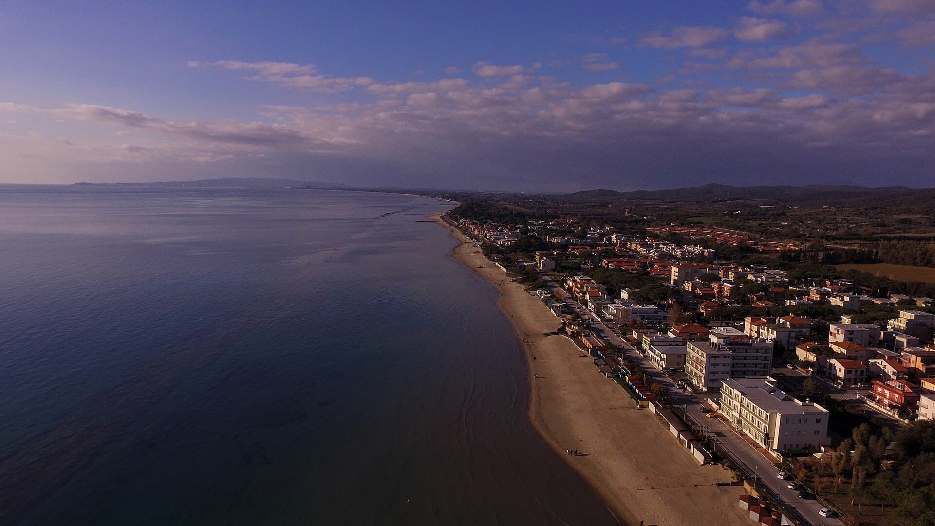 Tropicana Beach photo