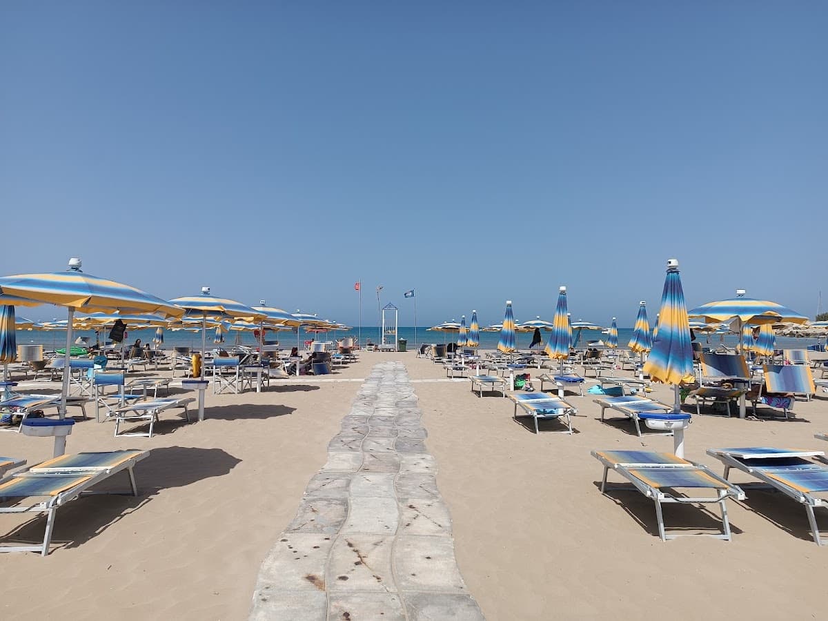 LIDO CRISTALDA BEACH photo